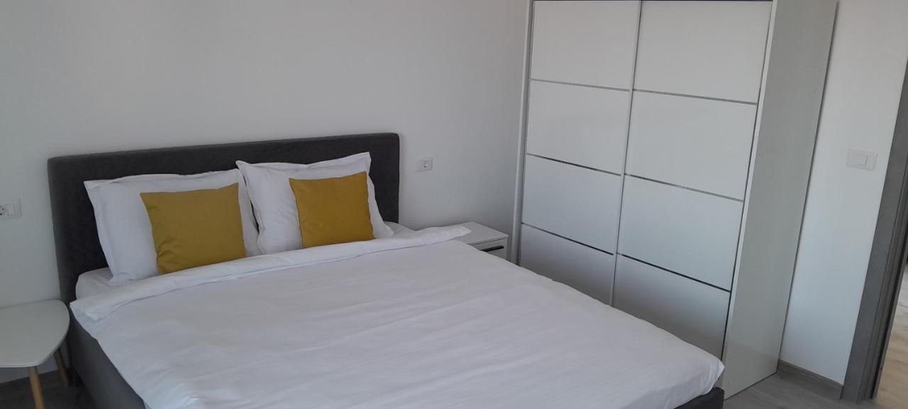 Apartament 3 Camere, Targu Neamt Et4 Εξωτερικό φωτογραφία